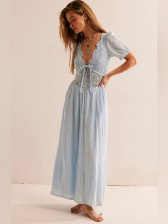 Free People Dresses & Skirts - Free People • All You Need Is Lace | Midi Dress